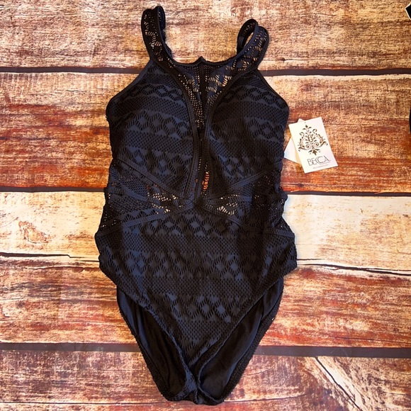 ❌SOLD Becca by Rebecca Virtue Savannah Crochet High Neck One Piece Swimsuit - Picture 4 of 7